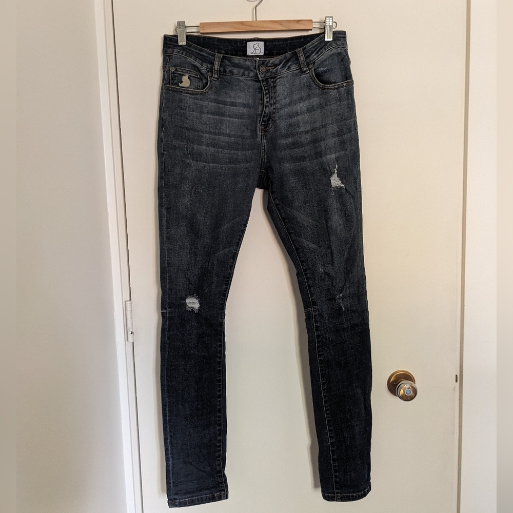 Distressed Skinny Jeans